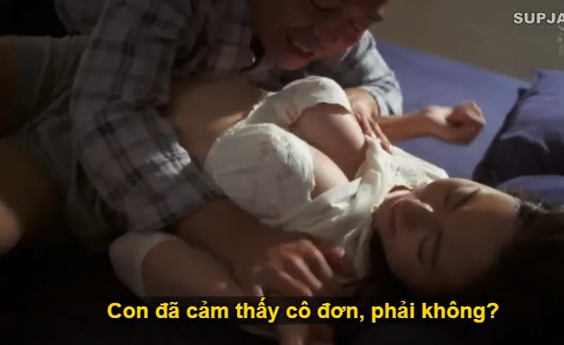 Nhìn con trai mải miết lao đầu vào việc khiến vợ sắp cưới lẻ loi buồn bã, bố chồng liều lĩnh đè ra "phang" con dâu.